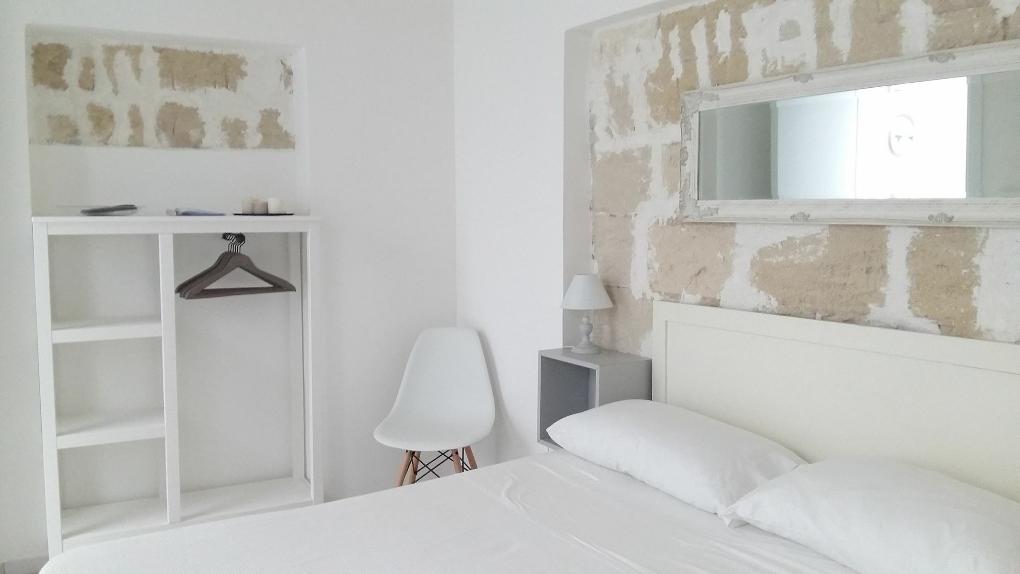 Appartamenti E Camere Silva Trapani Buitenkant foto